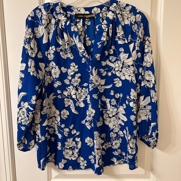 Ivanka Trump Blue and White 3/4 Sleeve Relaxed Blouse - Picture 1 of 6